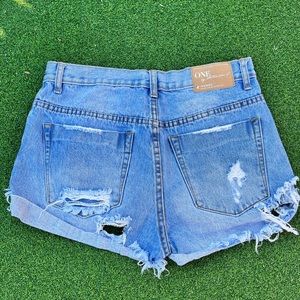 One teaspoon hawk short size 28 denim Jean distressed shorts
